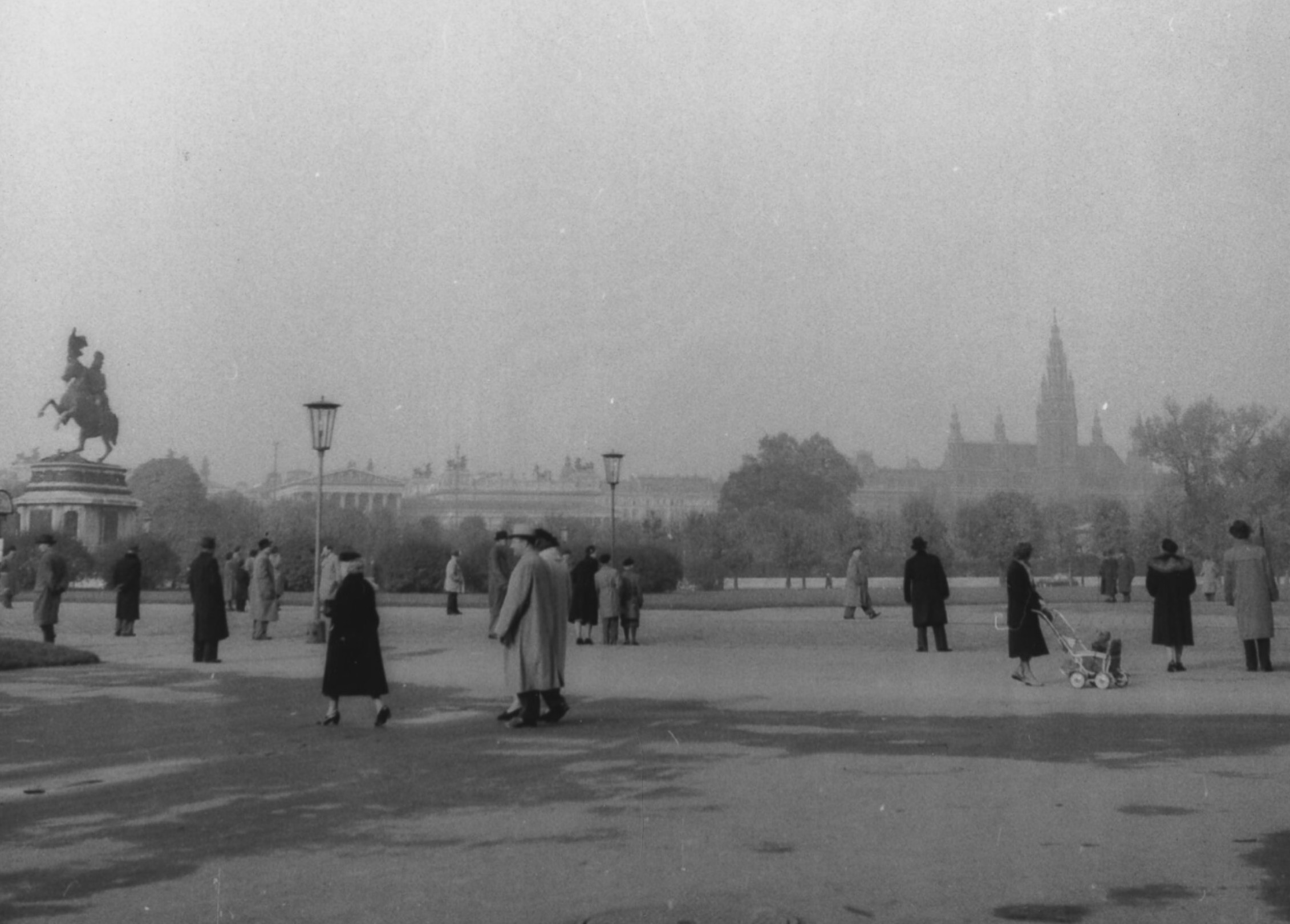 Heldenplatz Wien 1955