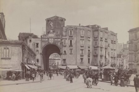 Porta Capuana 1895