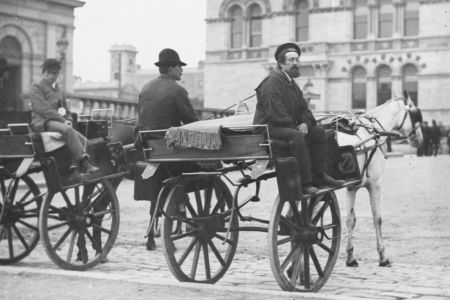 Italiener auf einer Pferdekutsche
