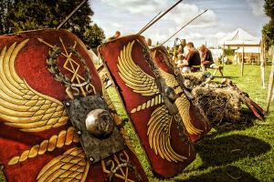 Schilder römischer Legionäre © adobe stock