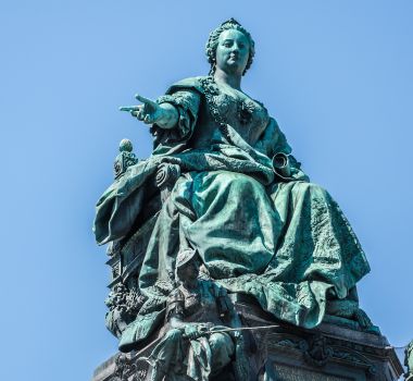 Statue von Maria Theresia  © Adobe Stock
