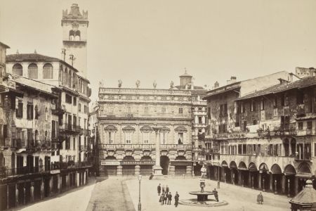 Piazza delle Erbe 1860