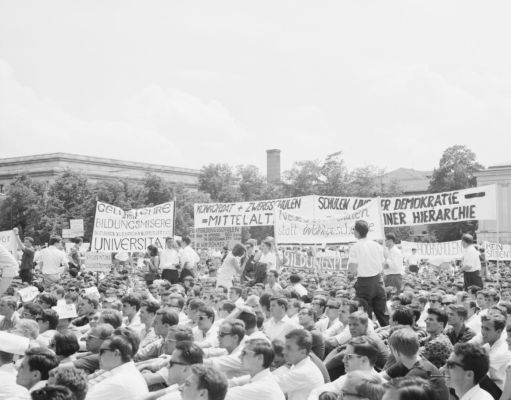 Studentendemo München 1967 © Bayerische Staatsbibliothek