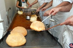 Hutkrapfen wird zum abtropfen gelegt © KulturErben