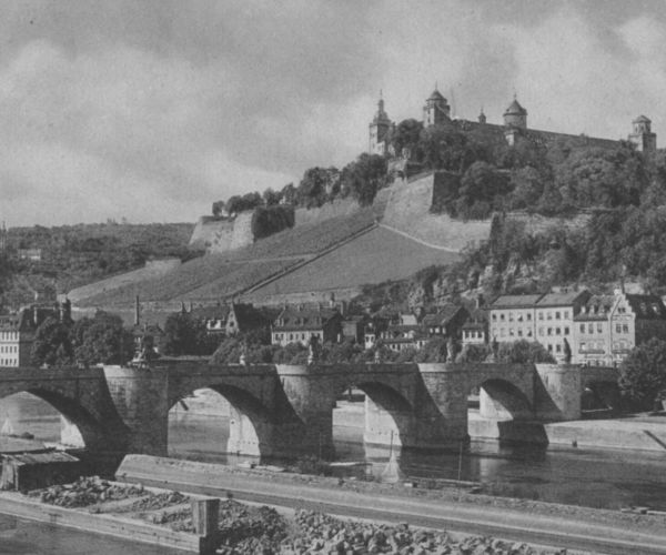 Würzburg, alte Mainbrücke 1930