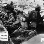 Soldaten im Schützengraben © Alfred Kühlewindt/Bayerische Staatsbibliothek