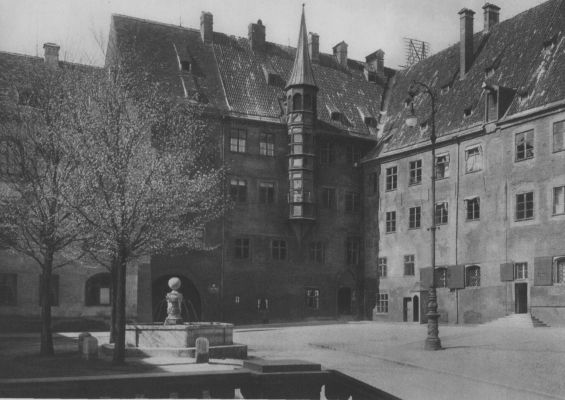 Alter Hof München 1925