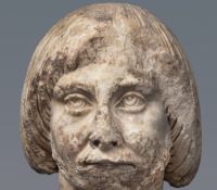 Bild zeigt Statuenkopf eines Germanen