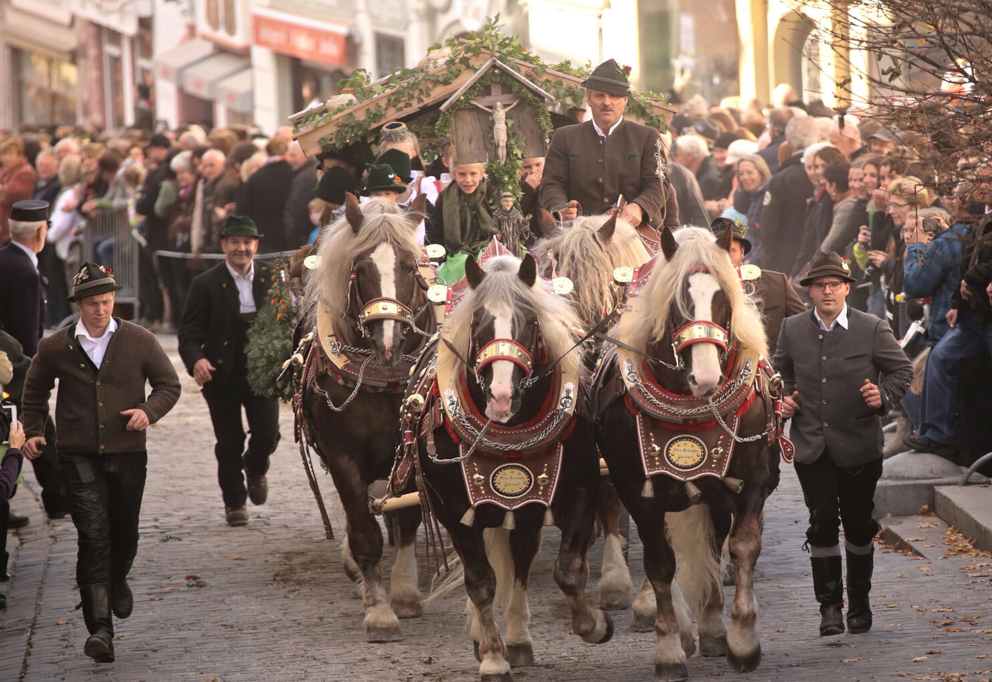 Tölzer Leonhardifahrt 2015