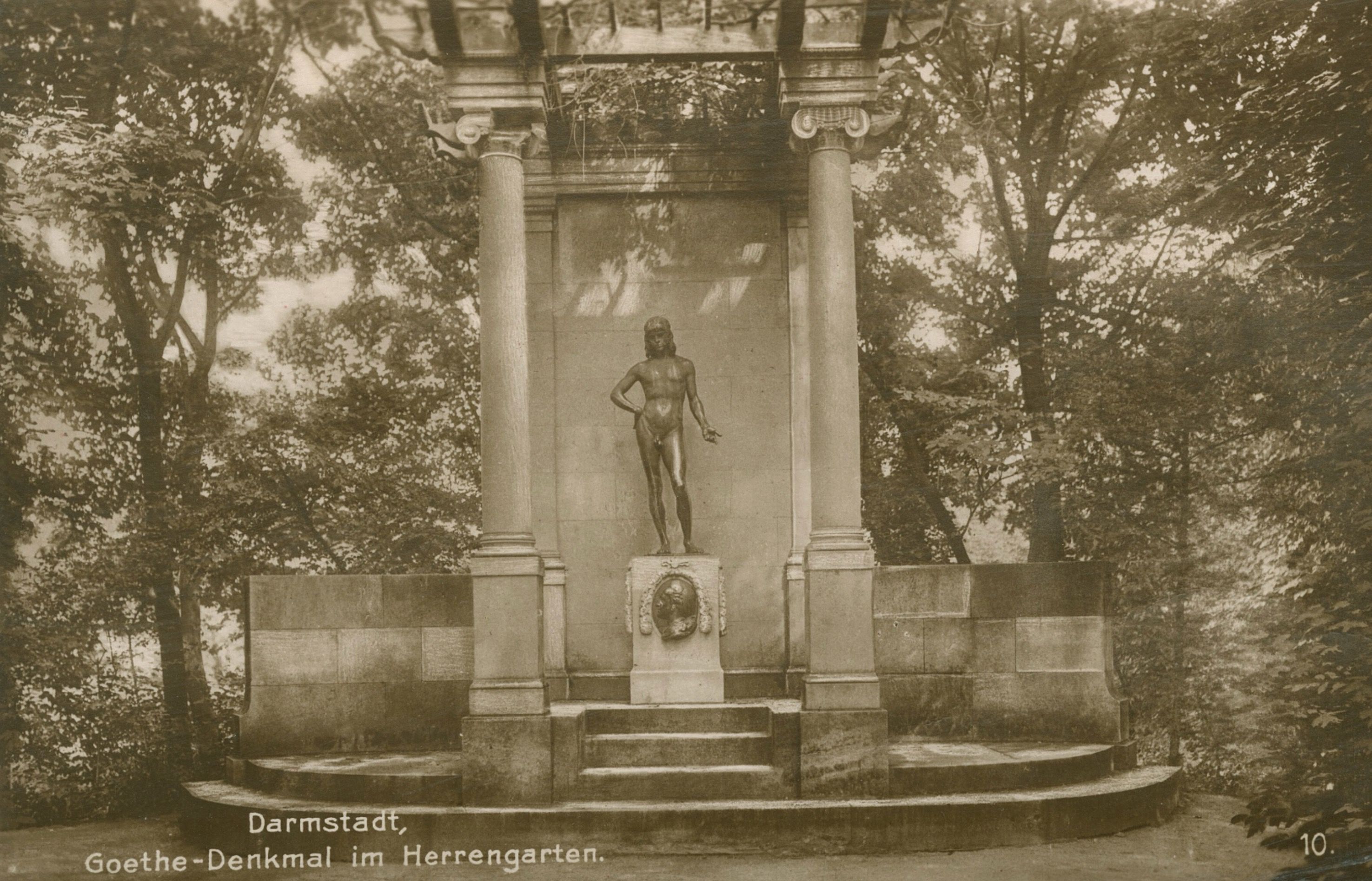 Goethedenkmal in Darmstadt 1930 © Bayerischen Staatsbibliothek