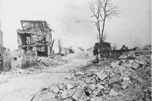 Dorf in Frankreich im Ersten Weltkrieg © Bayerische Staatsbibliothek