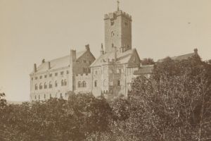 Foto des Goethe Denkmals in Darmstadt