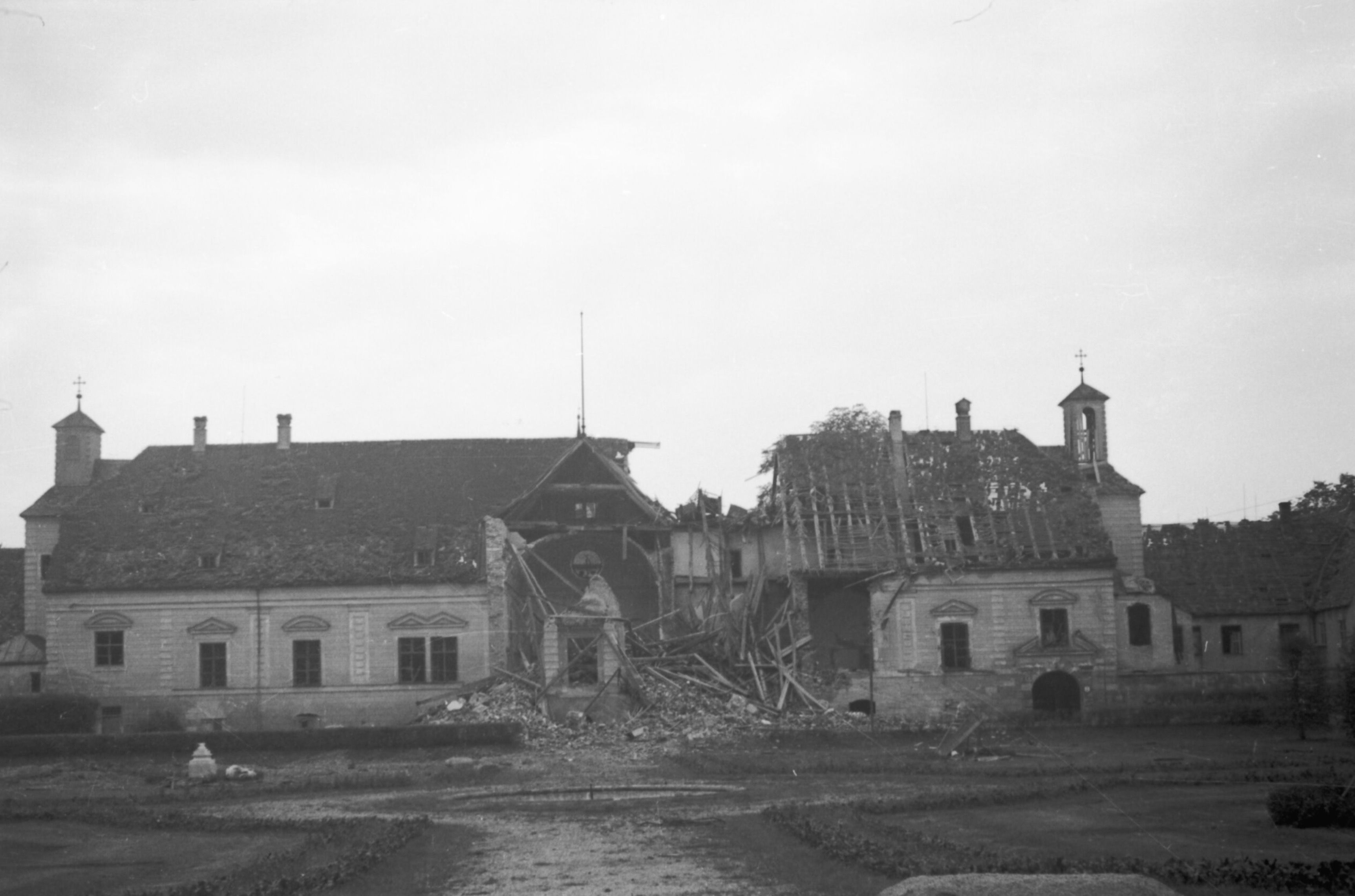 Altes Schloss  Schleissheim 1943