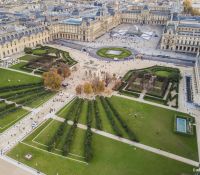 Luftaufnahme des Louvre in Paris
