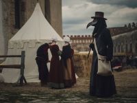 Darstellung eines Pest-Artzes mit Schnabelmaske