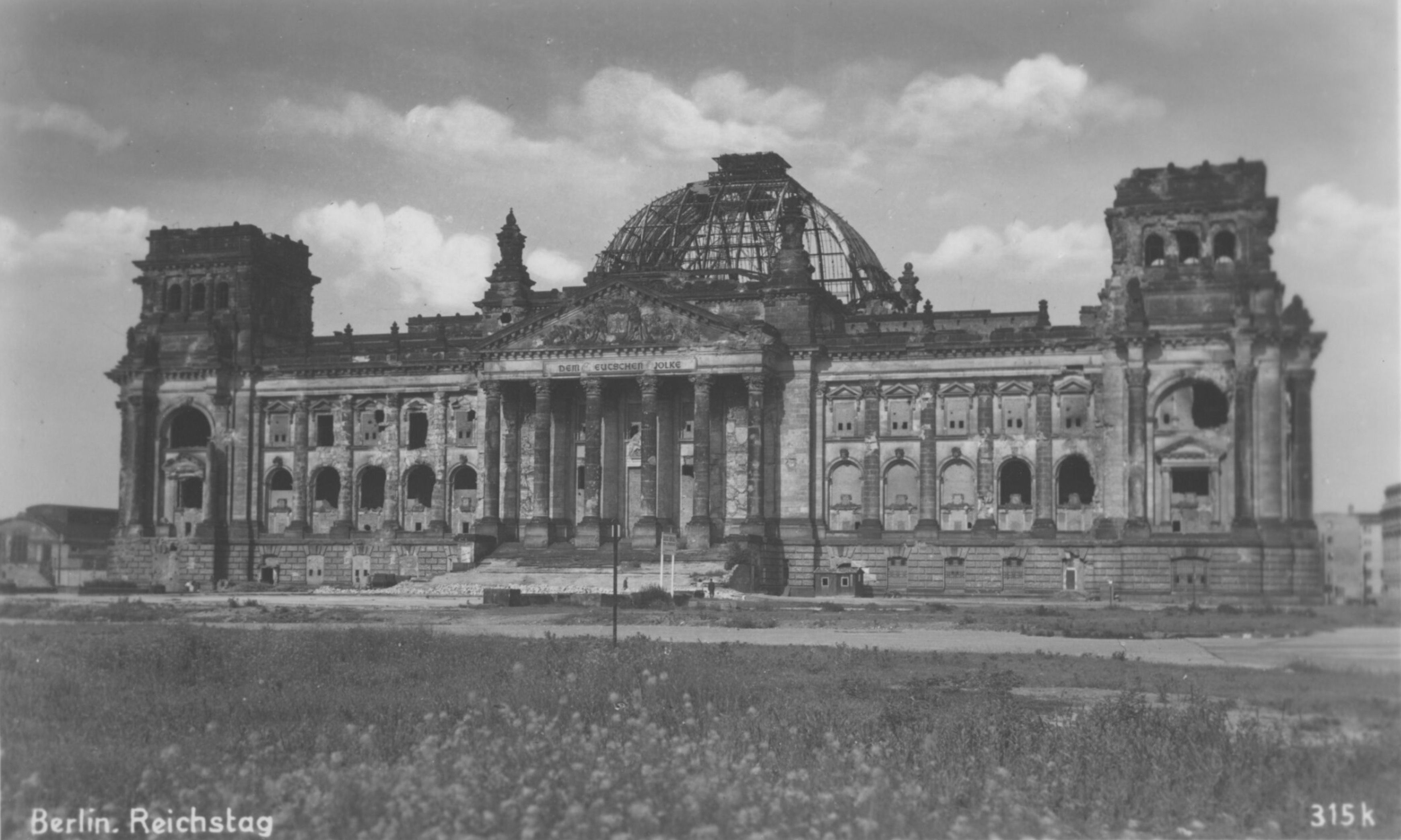 Reichstag Berlin 1950